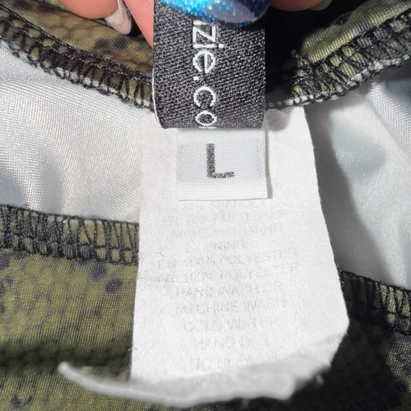 ONZIE Leopard High-rise leggings - Green/Black Large - Picture 9 of 11